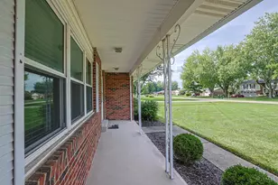 3692 Crestview Ave, Clearcreek Twp., OH 45036 - Photo 3