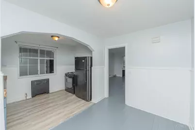 7169 Reading Road, Cincinnati, OH 45237 - Photo 5
