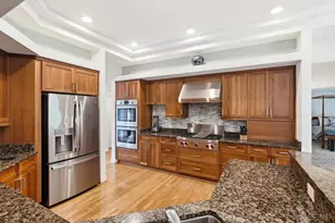 970 River Forest Dr, Hamilton Township, OH 45039 - Photo 9