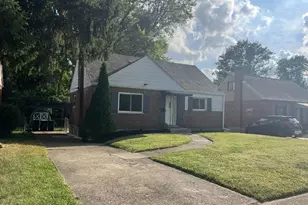 3921 Cedarwood Pl, Silverton, OH 45213 - Photo 3