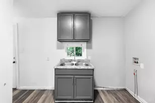 427 N 7th St, Hamilton, OH 45011 - Photo 9