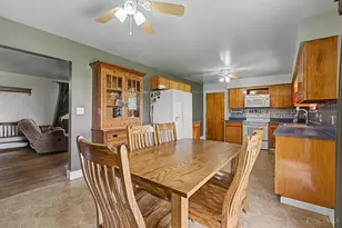 3871 W Elkton Rd, Wayne Township, OH 45011 - Photo 13