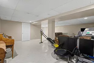 3871 W Elkton Rd, Wayne Township, OH 45011 - Photo 35