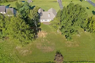 1334 Leebe Dr, Sterling Township, OH 45176 - Photo 35