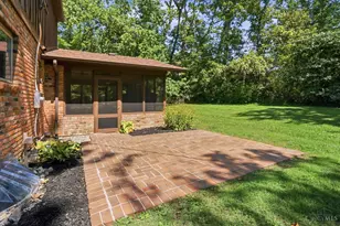 1212 Eagle Ridge Dr, Miami Township, OH 45150 - Photo 27