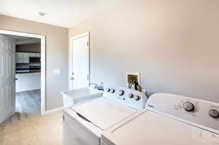 94 Fawn Ln, Blanchester, OH 45107 - Photo 21