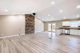 94 Fawn Ln, Blanchester, OH 45107 - Photo 5
