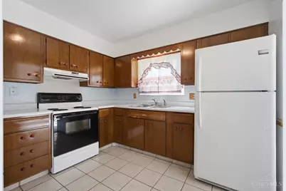 696 Rockford Drive, Hamilton, OH 45013 - Photo 11