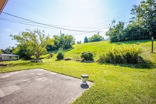 696 Rockford Dr, Hamilton, OH 45013 - Photo 29