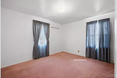 696 Rockford Drive, Hamilton, OH 45013 - Photo 21