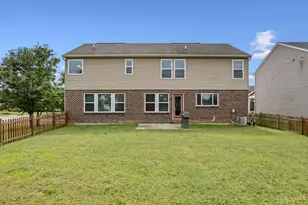 3122 Village View Ln, Hamilton Township, OH 45152 - Photo 9