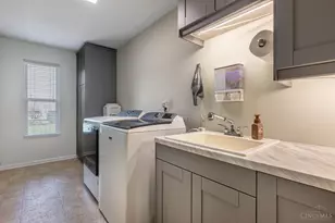 1946 Michelle Ln, Monroe, OH 45044 - Photo 21