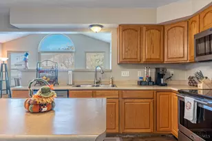 1946 Michelle Ln, Monroe, OH 45044 - Photo 13