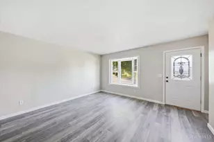 5218 Riverwatch Dr, Delhi Township, OH 45238 - Photo 7