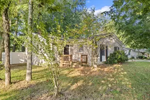 106 Redbud Ln, Pike Township, OH 45154 - Photo 5