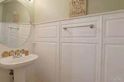 1147 Stableview Circle, Hamilton Township, OH 45039 - Photo 11