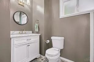 6735 Parkland Ave, Cincinnati, OH 45233 - Photo 11