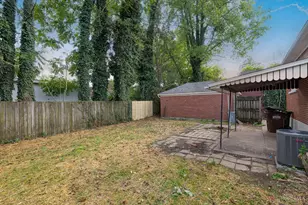 2720 Wilbraham Rd, Middletown, OH 45042 - Photo 19