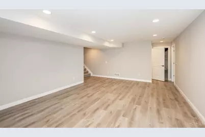 1319 Peregrine Way, Hamilton, OH 45013 - Photo 37