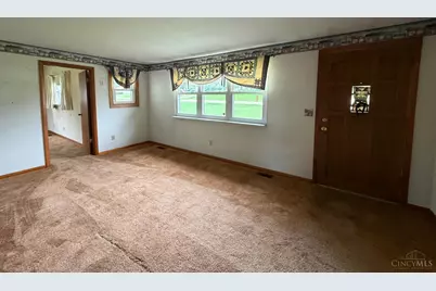 300 Maple Avenue, Carlisle, OH 45005 - Photo 5