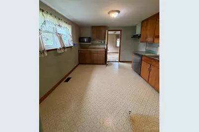 300 Maple Avenue, Carlisle, OH 45005 - Photo 9