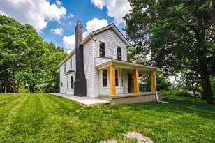 2244 W Elkton Rd, Hamilton, OH 45013 - Photo 1
