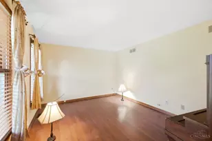 6091 Blueberry Dr, Liberty Township, OH 45011 - Photo 5