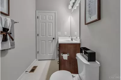 12013 Westland Court, Colerain Township, OH 45251 - Photo 9
