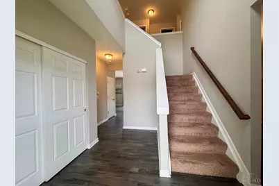 1021 Golden Oak Drive, Hamilton, OH 45013 - Photo 3