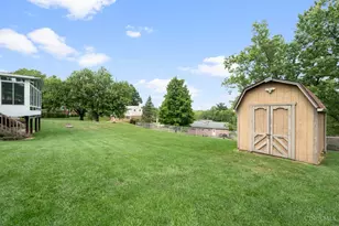 6166 Ramblingridge Dr, Green Township, OH 45247 - Photo 45