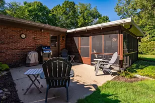 8972 Deep Forest Ln, Washington Twp, OH 45458 - Photo 37