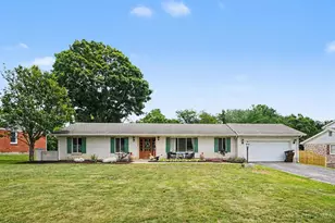 114 Meadow Ln, Hillsboro, OH 45133 - Photo 1