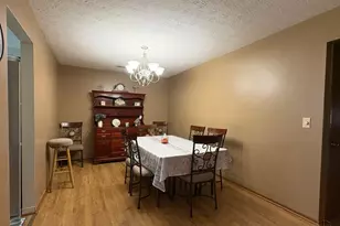 4211 Victorian Green Dr, Green Township, OH 45211 - Photo 13