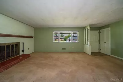 712 Peach Orchard Drive, West Carrollton, OH 45449 - Photo 5