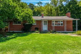 712 Peach Orchard Dr, West Carrollton, OH 45449 - Photo 1