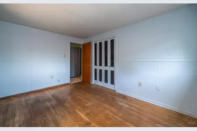 712 Peach Orchard Drive, West Carrollton, OH 45449 - Photo 17