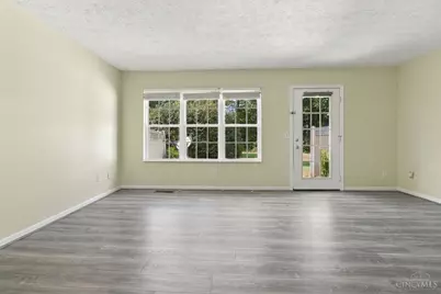 7576 Lake Pointe, Hamilton Township, OH 45039 - Photo 15