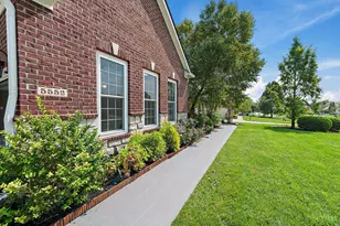 5552 Schlade Ct, Liberty Township, OH 45044 - Photo 3