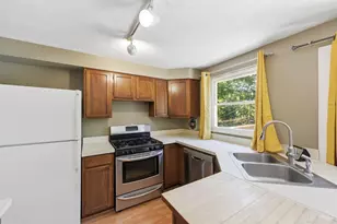 487 Brunswick Dr, Forest Park, OH 45240 - Photo 9
