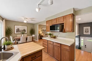 487 Brunswick Dr, Forest Park, OH 45240 - Photo 5