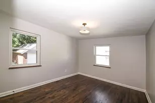 6828 Buckingham Pl, Columbia Township, OH 45227 - Photo 9