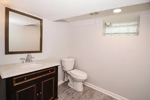6828 Buckingham Pl, Columbia Township, OH 45227 - Photo 21
