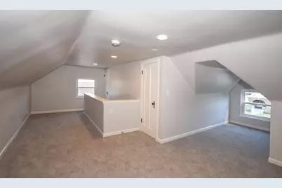 6828 Buckingham Place, Columbia Township, OH 45227 - Photo 13