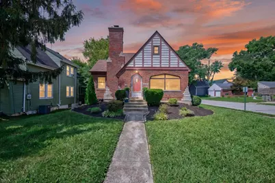 6747 Plainfield Road, Silverton, OH 45236 - Photo 1