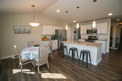 1331 Peregrine Way, Hamilton, OH 45013 - Photo 3