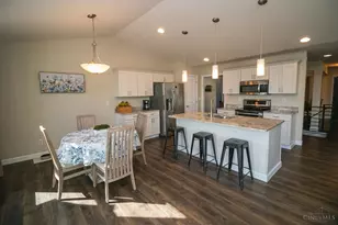 1331 Peregrine Way, Hamilton, OH 45013 - Photo 3