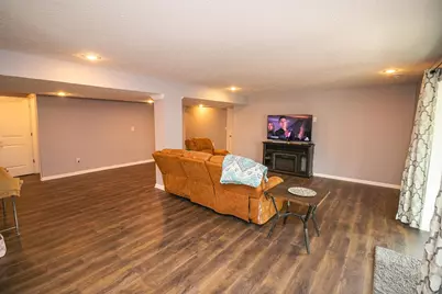 1331 Peregrine Way, Hamilton, OH 45013 - Photo 31