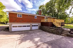 5741 Nickview Dr, Green Township, OH 45247 - Photo 37