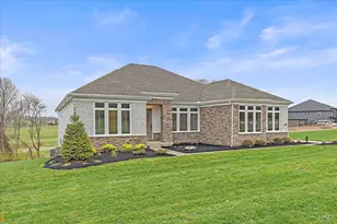 2504 Bent Grass Dr, Beavercreek, OH 45431 - Photo 1