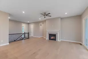 2504 Bent Grass Dr, Beavercreek, OH 45431 - Photo 9